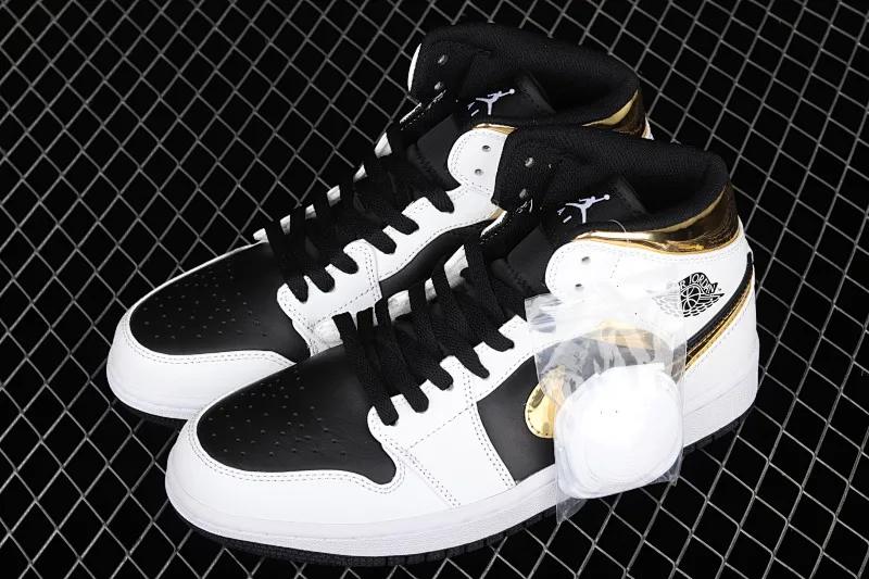 All categories Air Jordan Jordan series basketball shoes Air Jordan 1 Mid Air Jordan 1 Mid SE AJ1 Joe 1 white black gold Zhongbang basketball shoes 554724-190